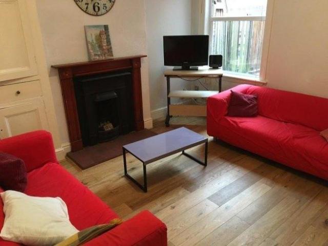 Room for rent in Stirchley, West Midlands