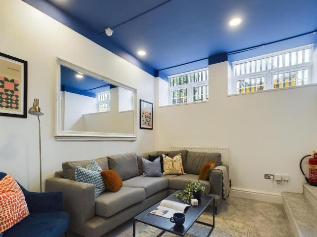 Room for rent in High Harrogate, Harrogate