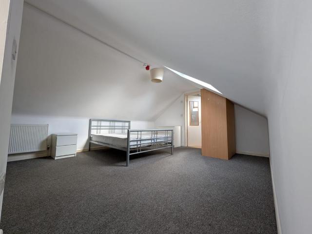 Room for rent in Brompton, Gillingham