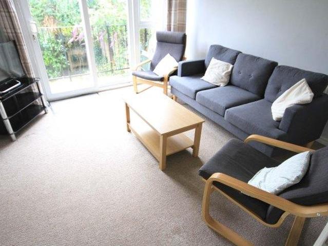 Room for rent in Hales Place, The Bridge
