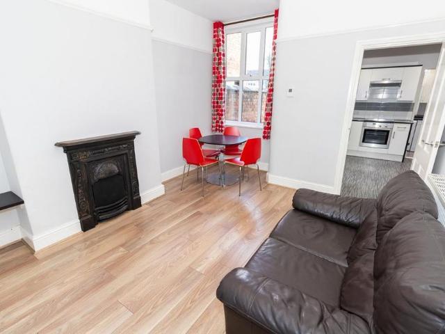 Room for rent in Hammond Street