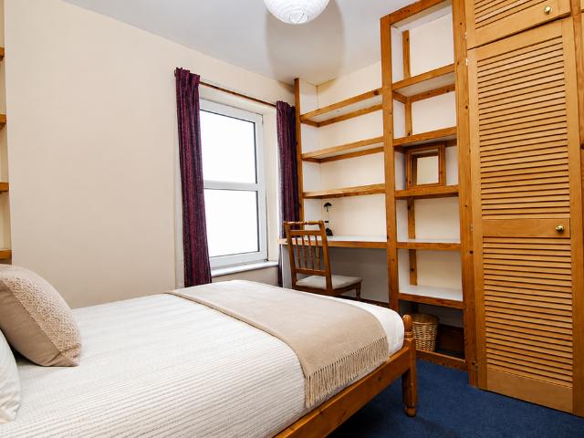 Room for rent in Pennycomequick, Plymouth
