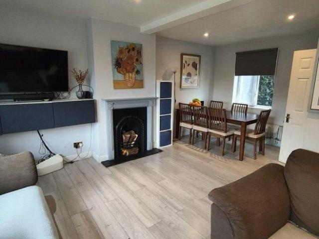 Room for rent in Tattenham Corner, Reigate and Banstead