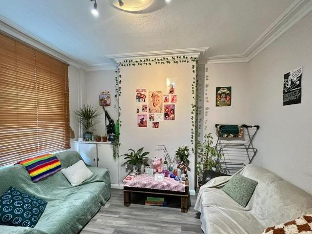Room for rent in Hyson Green, Haddon