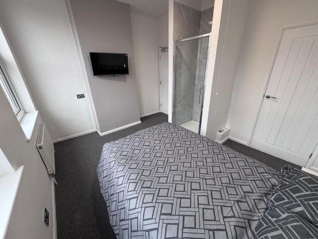 Room for rent in Hillfields, West Midlands
