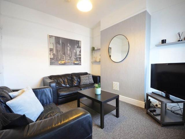 Room for rent in Calderstones, Isle Of Man