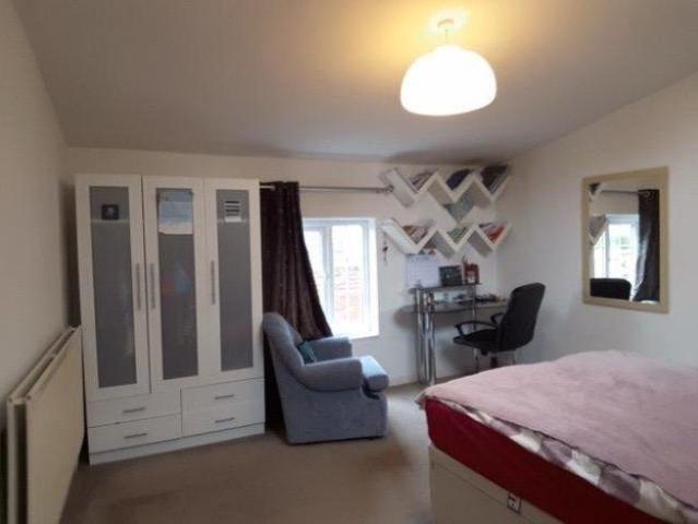 Room for rent in Harborne, West Midlands