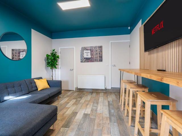 Room for rent in Sharrow Vale, Isle Of Man