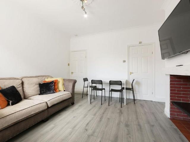 Room for rent in Sharrow Vale, Sheffield