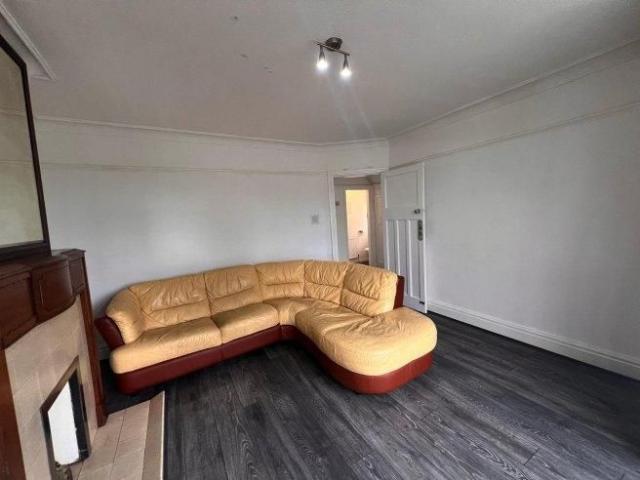 Room for rent in Beckett Park, Headingley