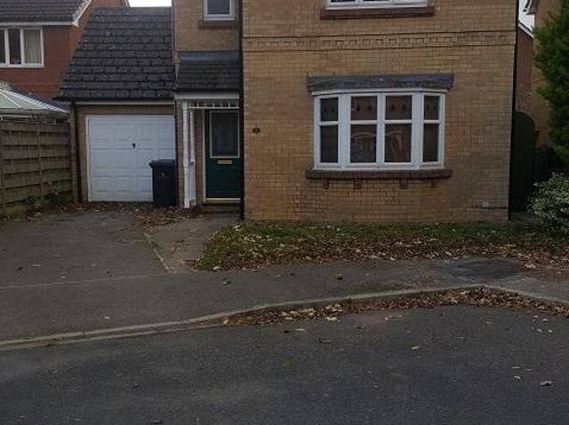 Room for rent in High Field, York