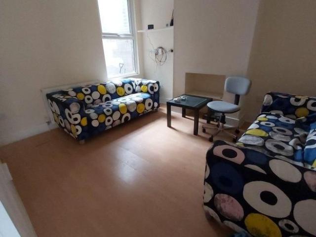 Room for rent in Brompton, Gillingham