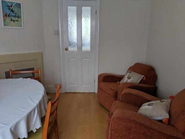 Room for rent in Attenborough, East Midlands