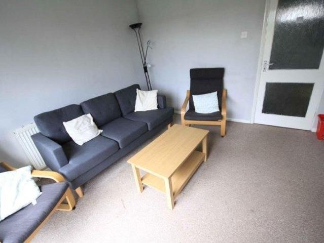 Room for rent in Hales Place, The Bridge