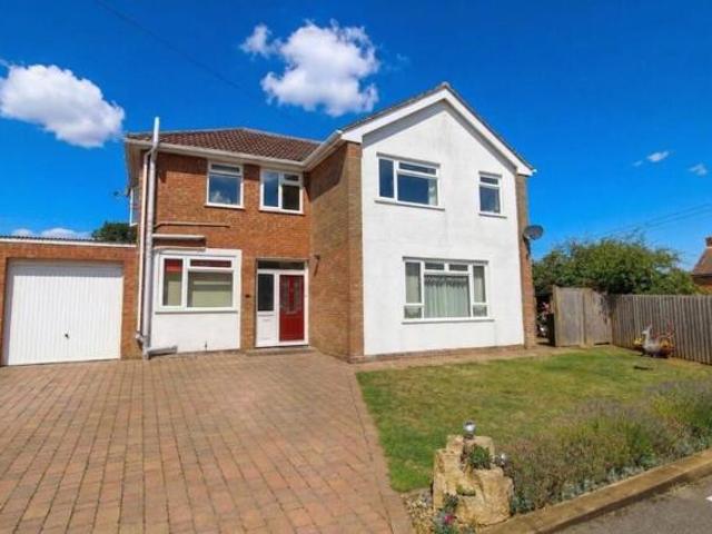 House for sale in Sherington