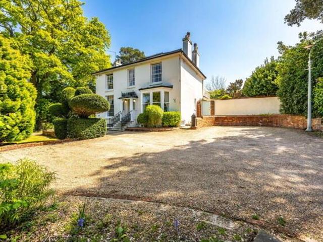 House for sale in West End, Helford