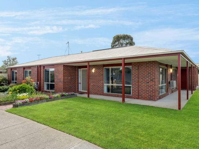 House for sale in St Albans Park, Geelong