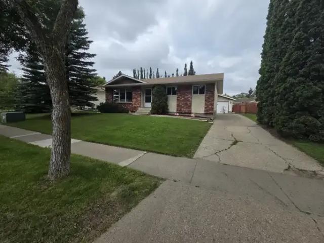 House for rent in Saint Albert, Alberta