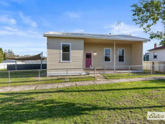 House for sale in Stawell, Shire of Northern Grampians