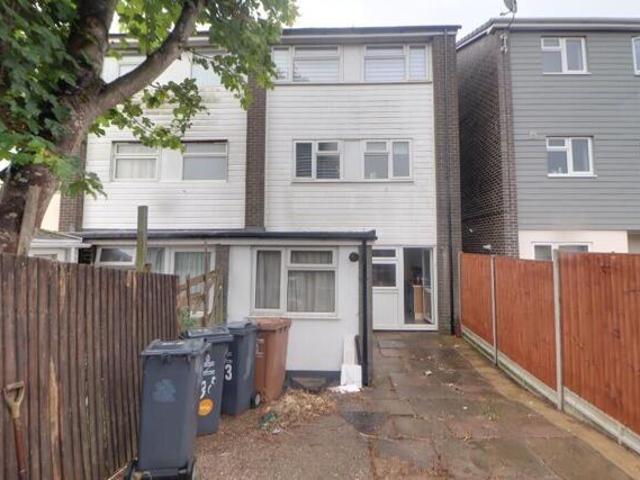House for rent in Shephall, Hertfordshire