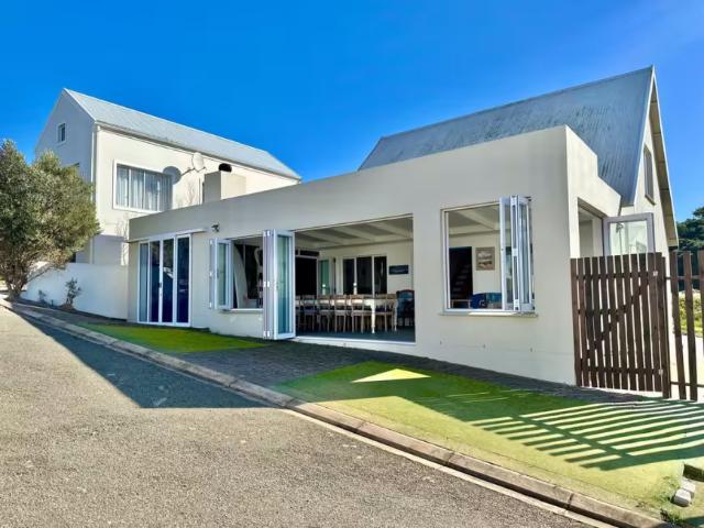 House for sale in Stilbaai, Garden Route District Municipality