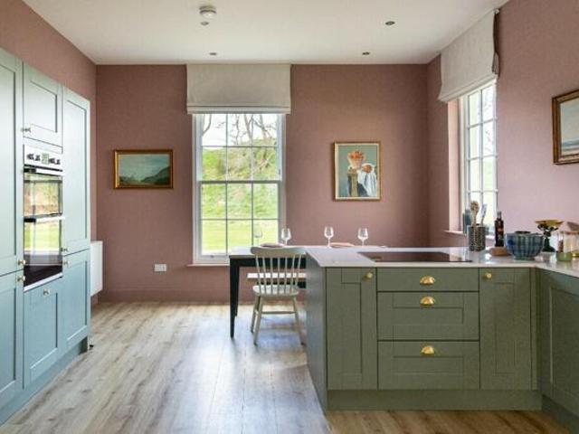 House for sale in Chapelton, Scotland