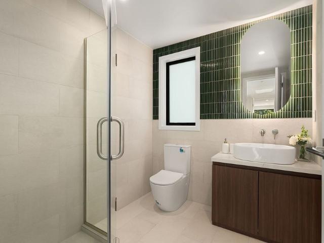 House for rent in Point England, Oroua County