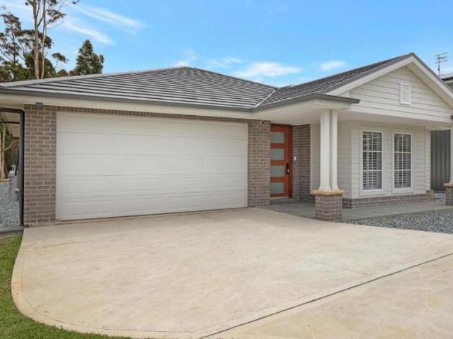 House for sale in Sunshine Bay, Eurobodalla Shire Council