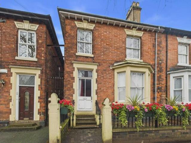 House for sale in Leyfields, Kettlebrook