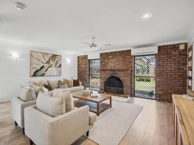 House for sale in Thorneside, Greater Brisbane