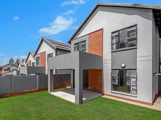 House for rent in Broadacres AH, City of Johannesburg Metropolitan Municipality