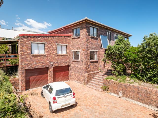 Apartment for rent in Flamingo Vlei, City of Cape Town
