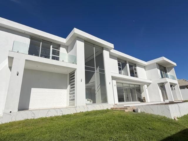 House for rent in Waterkloof, Gauteng