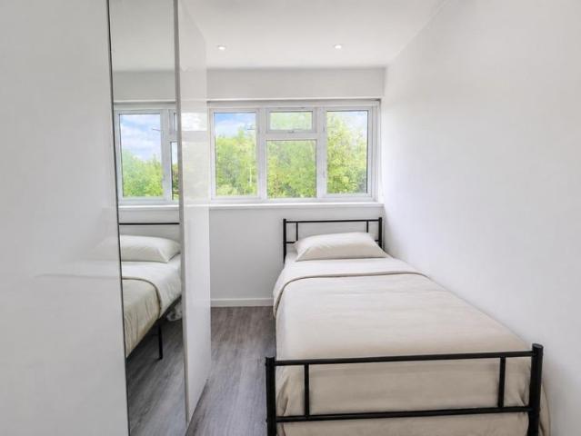 House for rent in Sands End, Greater London