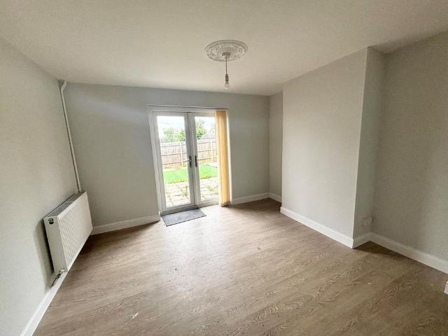 House for rent in Kingswood