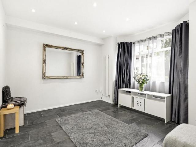 House for rent in Westminster, Victoria