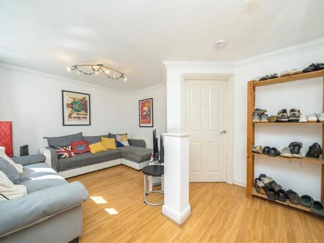 House for rent in London Borough of Lambeth, Greater London