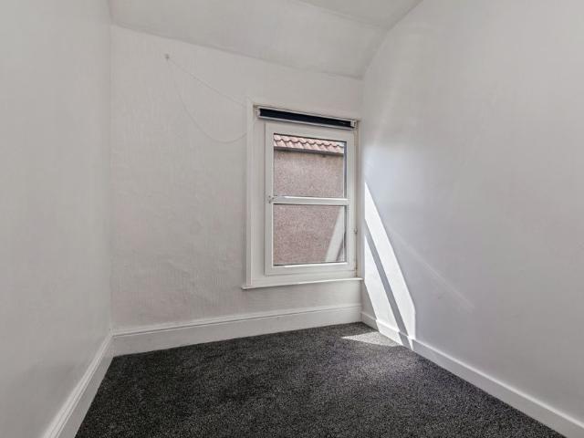 House for rent in Kingswood