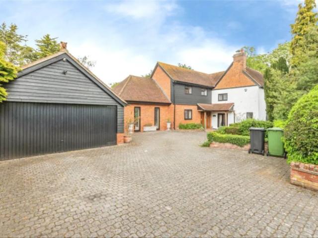 House for rent in Queens Park, Billericay
