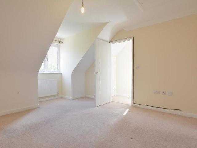 House for rent in Three Bridges, Glynde