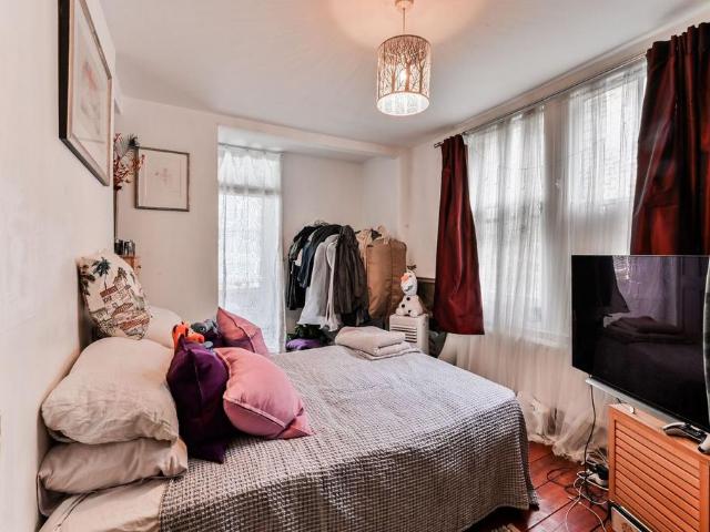House for rent in Shacklewell, Greater London