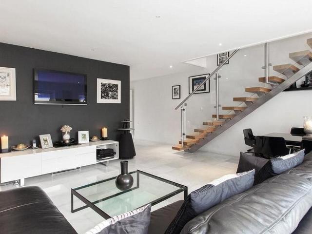 House for rent in Belsize Park, Greater London