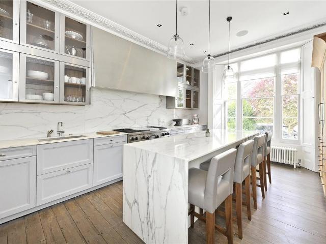 House for rent in Kensal Town, Bayswater