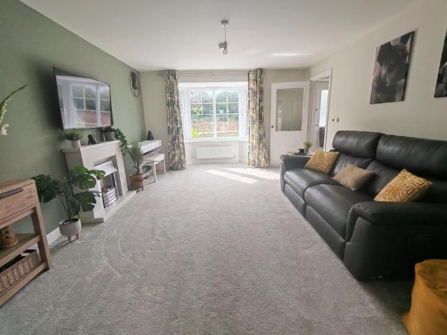 House for rent in Baswich, Staffordshire