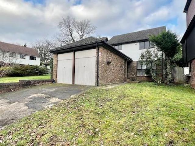 House for rent in Harold Hill, Greater London