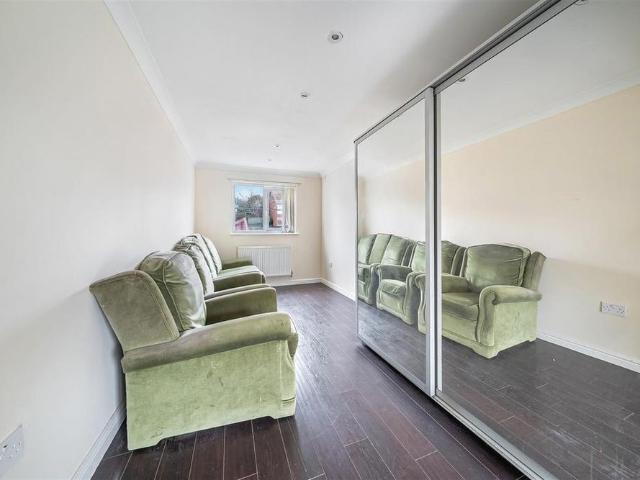House for rent in Thames View, Greater London