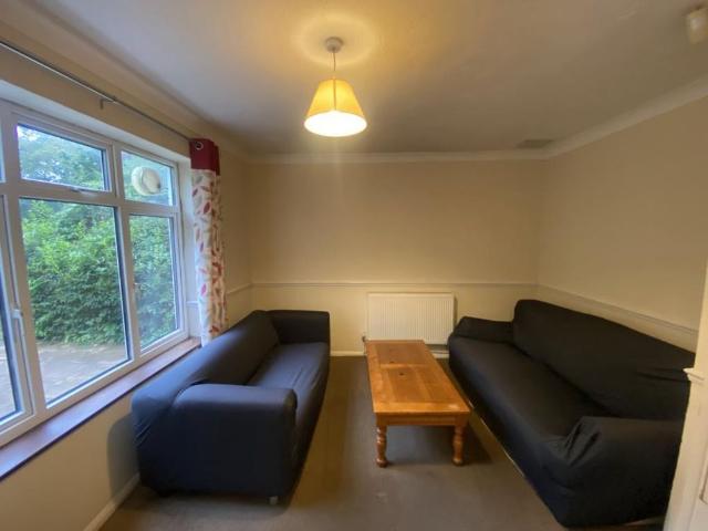 House for rent in Egham Wick, Row Town