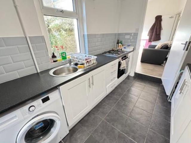 House for rent in Plasnewydd, Falcon Lodge
