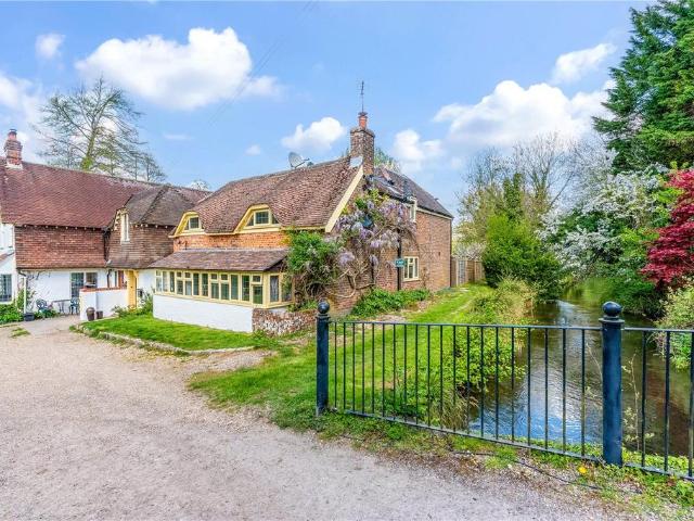 House for rent in Kings Worthy, Hampshire