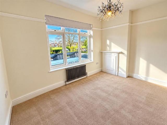 House for rent in Holywell Estate, Watford